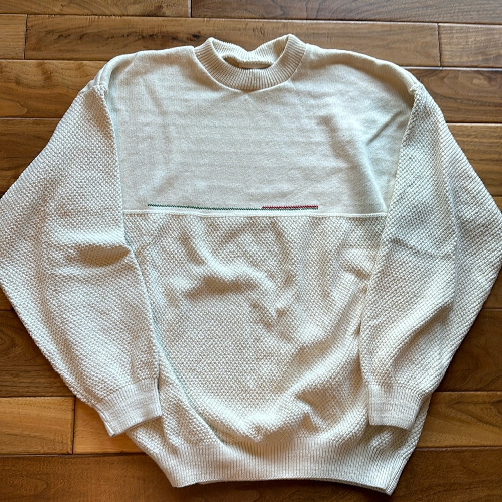 Vtg Craftsmen’s Studio abstract woven sweater.